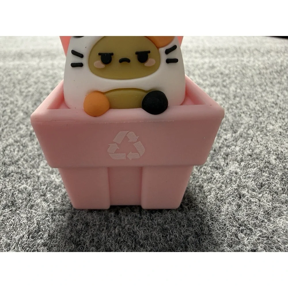 SMOKO Tayto Potato Cat Blind Box Calico Cat in Recycling Bin Garbage